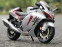 SUZUKI Hayabusa 2022 motocykl model 1:12 Maisto