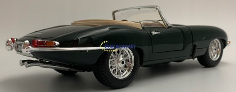 JAGUAR E-Type Cabrio 1961 1:18 model Bburago 12046 JAGUAR E-Type Cabrio 1961 1:18 model Bburago 12046