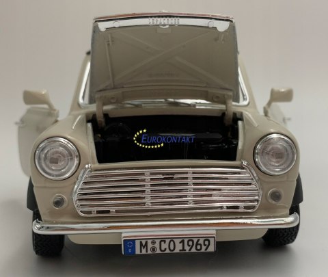 MINI Cooper 1969 1:18 model Bburago 12036 MINI Cooper 1969 1:18 model Bburago 12036