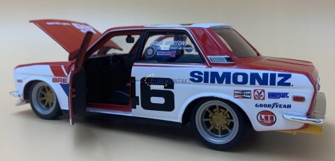 DATSUN 510 BRE 1971 John Morton 1:24 Maisto 32532 DATSUN 510 BRE 1971 John Morton 1:24 Maisto 32532