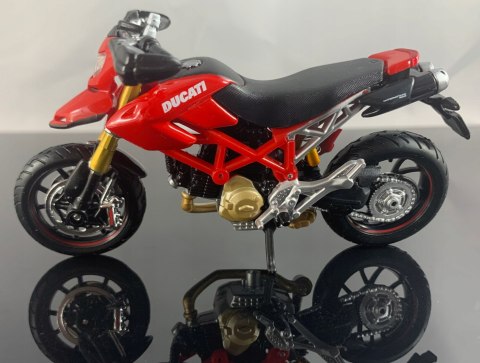 DUCATI Hypermotard podstawka model 1:18 Maisto DUCATI Hypermotard podstawka model 1:18 Maisto