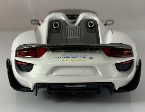 PORSCHE 918 Spyder Weissach #3 1:24 BBurago 28009 PORSCHE 918 Spyder Weissach #3 1:24 BBurago 28009