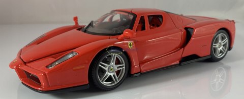 FERRARI ENZO czerwony model Bburago 26006 1:24 FERRARI ENZO czerwony model Bburago 26006 1:24