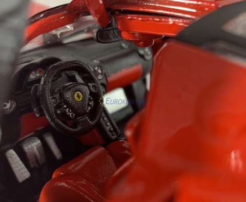 FERRARI ENZO czerwony model Bburago 26006 1:24 FERRARI ENZO czerwony model Bburago 26006 1:24