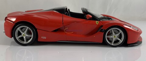 FERRARI LaFerrari Aperta red model Bburago 26022 FERRARI LaFerrari Aperta red model Bburago 26022