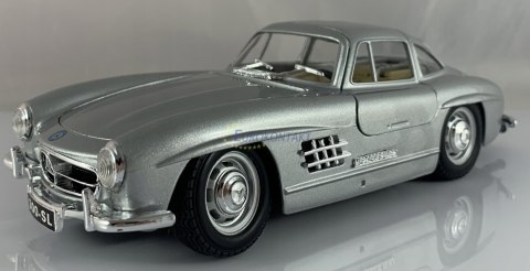 Mercedes 300 SL 1954 Gullwing 1:24 Bburago 22023 Mercedes 300 SL 1954 Gullwing 1:24 Bburago 22023