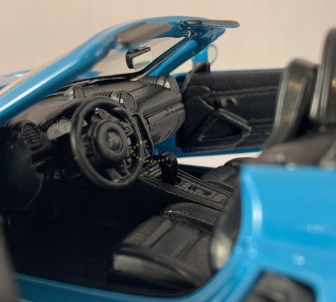 Porsche 718 Boxster 1:24 blue model Bburago 21087 Porsche 718 Boxster 1:24 blue model Bburago 21087