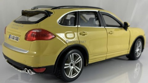 Porsche Cayenne Turbo yellow 1:24 Bburago 21056 Porsche Cayenne Turbo yellow 1:24 Bburago 21056