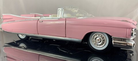 CADILLAC ELDORADO 1959 1:18 model Maisto 36813 CADILLAC ELDORADO 1959 1:18 model Maisto 36813