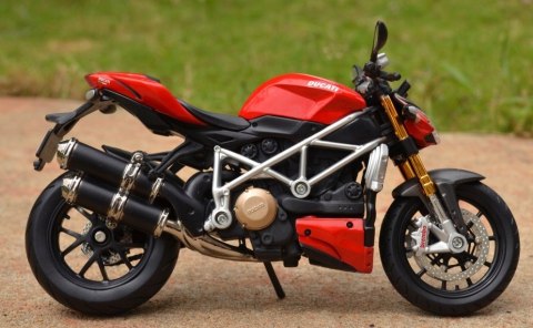 DUCATI Streetfighter SP motocykl model 1:12 Maisto DUCATI Streetfighter SP motocykl model 1:12 Maisto