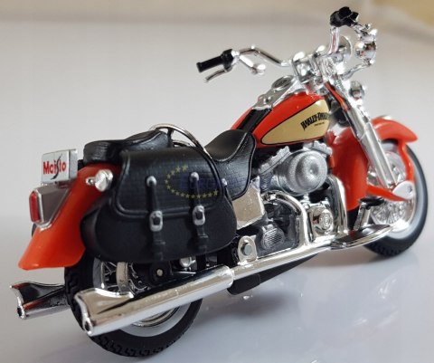 HARLEY DAVIDSON FLSTS + CHEVY 3100 1:24 32194