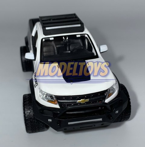 CHEVROLET COLORADO ZR2 2017 1/27 Maisto 32534 CHEVROLET COLORADO ZR2 2017 1/27 Maisto 32534