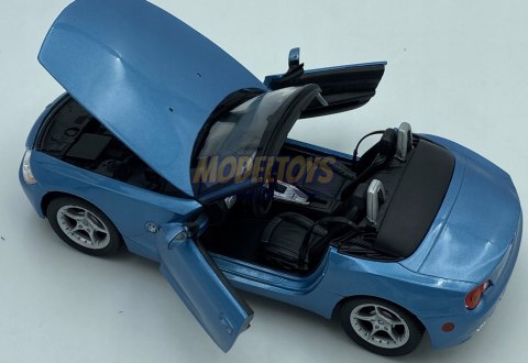 BMW Z4 open top metal model Welly 1:24 BMW Z4 open top metal model Welly 1:24
