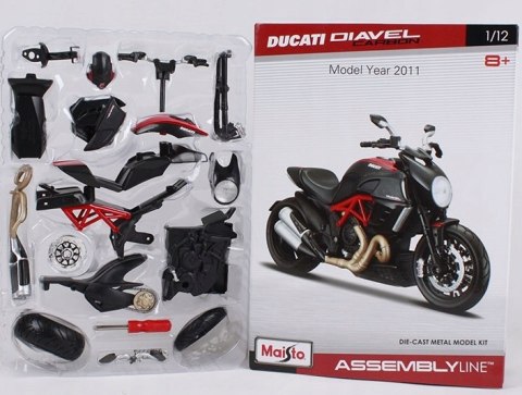 DUCATI Diavel Carbon d składania 1:12 Maisto 39196 DUCATI Diavel Carbon d składania 1:12 Maisto 39196