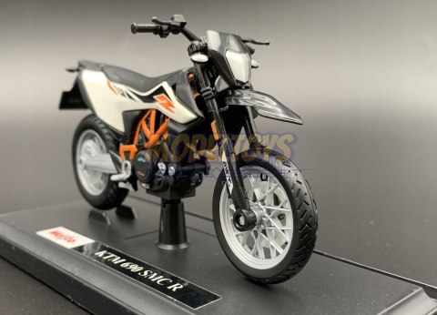 KTM 690 SMC R motocykl model 1:18 Maisto KTM 690 SMC R motocykl model 1:18 Maisto