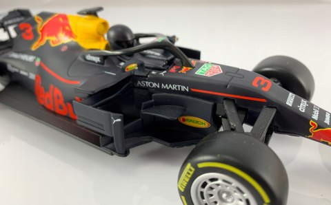 Bolid F1 Red Bull RB14 #3 Ricciardo RC Maisto 1:24 Bolid F1 Red Bull RB14 #3 Ricciardo RC Maisto 1:24