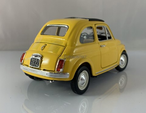 Fiat 500 f 1965 yellow 1:24 metalowy Bburago 22098 Fiat 500 f 1965 yellow 1:24 metalowy Bburago 22098