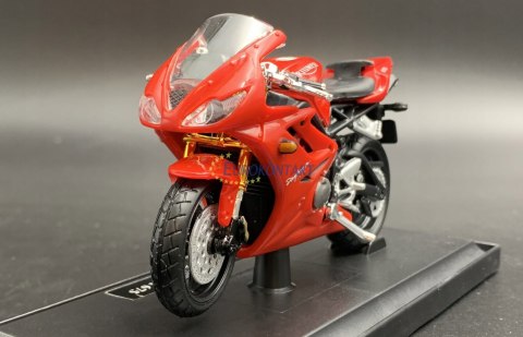 Triumph Daytona 675 motocykl model 1:18 Maisto Triumph Daytona 675 motocykl model 1:18 Maisto