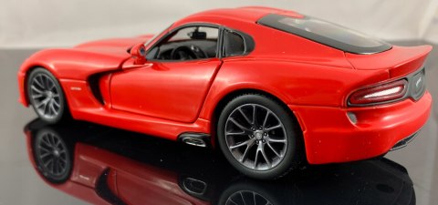 DODGE Viper GTS 2013 1:24 Maisto 31271 model metal DODGE Viper GTS 2013 1:24 Maisto 31271 model metal