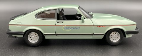 FORD Capri 1972 1:24 model Bburago 21093 FORD Capri 1972 1:24 model Bburago 21093