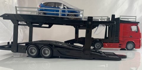 Mercedes ACTROS lora + Renault Captur Bburago 1:43 Mercedes ACTROS lora + Renault Captur Bburago 1:43