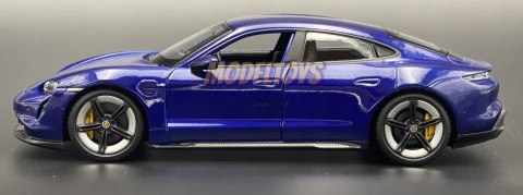 Porsche TAYCAN Turbo S 1:24 model Bburago 21098 Porsche TAYCAN Turbo S 1:24 model Bburago 21098