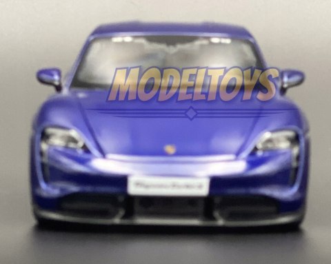 Porsche TAYCAN Turbo S 1:24 model Bburago 21098 Porsche TAYCAN Turbo S 1:24 model Bburago 21098