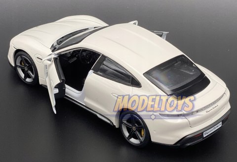 Porsche TAYCAN Turbo S 1:24 model Bburago 21098 Porsche TAYCAN Turbo S 1:24 model Bburago 21098