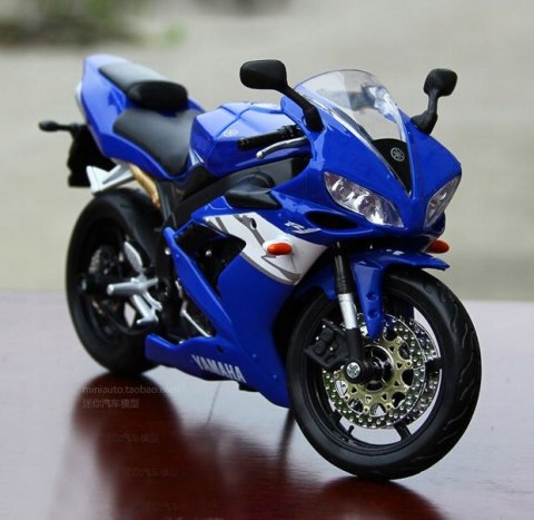 YAMAHA YZF-R1 PODSTAWKA model 1:12 Maisto 32712 YAMAHA YZF-R1 PODSTAWKA model 1:12 Maisto 32712