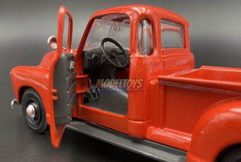 CHEVY 3100 PICKUP 1950 1:25 model Maisto 31952 CHEVY 3100 PICKUP 1950 1:25 model Maisto 31952