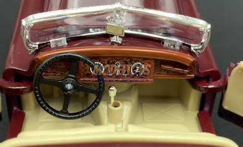 JAGUAR XK 120 roadster 1951 brown Bburago 22018