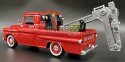 Chevy Apache 1958 Tow Truck 1:24 Motormax 75343