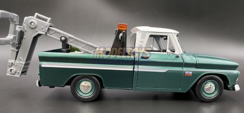 Chevy C10 Fleetside Tow Truck 1:24 Motormax 75344 Chevy C10 Fleetside Tow Truck 1:24 Motormax 75344
