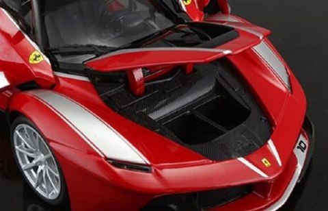 FERRARI FXX K red duży model #10 1:18 Bburago 16010