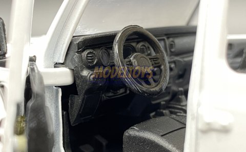 Jeep GLADIATOR Rubicon 2021 1:27 Motormax 79368 Jeep GLADIATOR Rubicon 2021 1:27 Motormax 79368