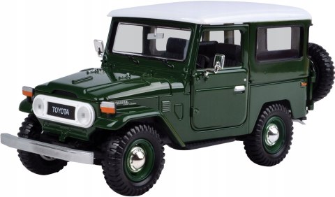 Toyota FJ 40 Hard Top 1:24 Motormax 79323 Toyota FJ 40 Hard Top 1:24 Motormax 79323