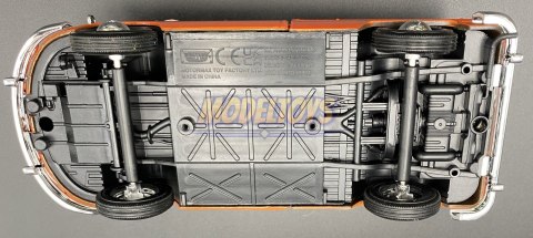 VW Type 2 T1 Pickup z deską 1:24 Motormax 79560 VW Type 2 T1 Pickup z deską 1:24 Motormax 79560