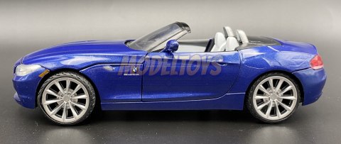 BMW Z4 2010 dark blue model 1:24 Motormax 73349