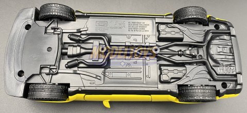 DODGE Challenger SRT Hellcat 1:24 Motormax 79350 DODGE Challenger SRT Hellcat 1:24 Motormax 79350