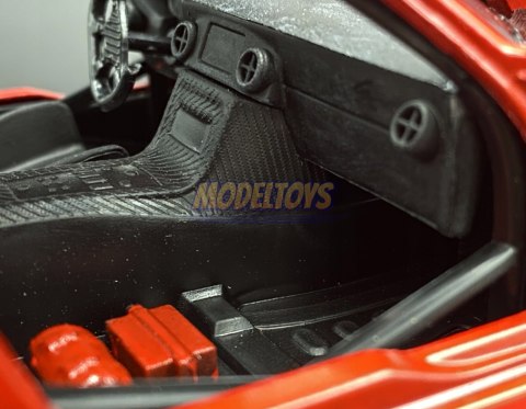 Mercedes Benz SLS AMG GT3 red 1:24 Motormax 73356 Mercedes Benz SLS AMG GT3 red 1:24 Motormax 73356