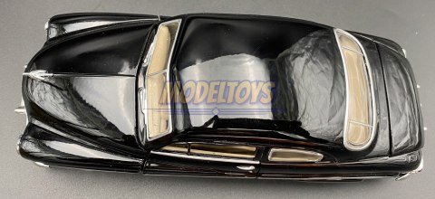Mercury Coupe 1949 model 1:24 Motormax black Mercury Coupe 1949 model 1:24 Motormax black