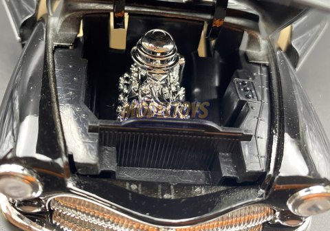 Mercury Coupe 1949 model 1:24 Motormax black Mercury Coupe 1949 model 1:24 Motormax black