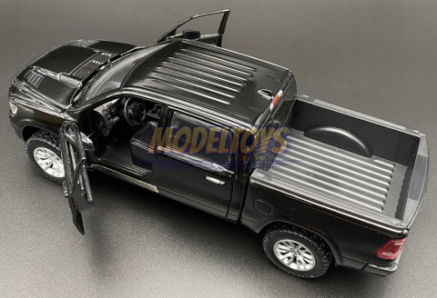 RAM 1500 Crew Cab Laramie 2019 1:27 Motormax 79357 RAM 1500 Crew Cab Laramie 2019 1:27 Motormax 79357