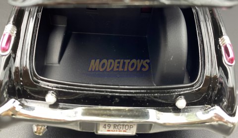 BUICK Roadmaster 1949 1:18 model Motormax 73116