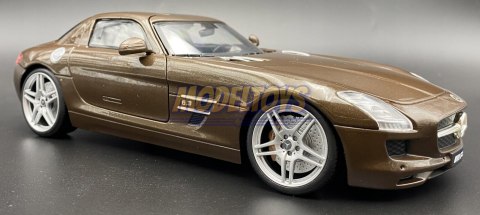 MERCEDES BENZ SLS AMG 1:18 model Motormax 79162 MERCEDES BENZ SLS AMG 1:18 model Motormax 79162