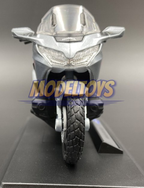 HONDA GL1800 Gold Wing motocykl model 1:18 Welly HONDA GL1800 Gold Wing motocykl model 1:18 Welly