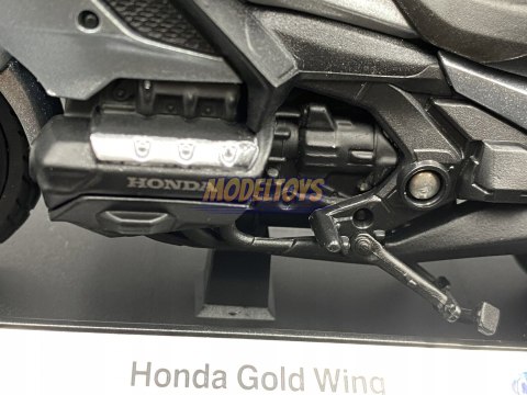 HONDA GL1800 Gold Wing motocykl model 1:18 Welly HONDA GL1800 Gold Wing motocykl model 1:18 Welly