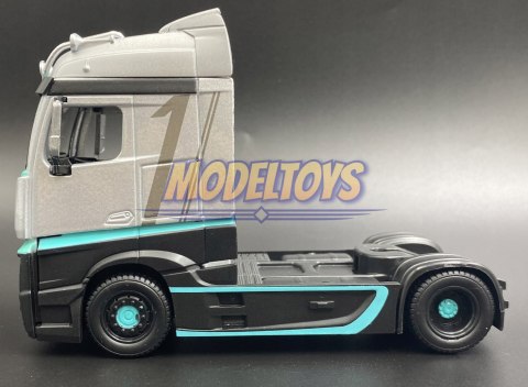 Mercedes ACTROS GigaSpace Custom Cabs Bburago 1:43 Mercedes ACTROS GigaSpace Custom Cabs Bburago 1:43