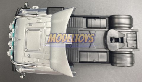 Mercedes ACTROS GigaSpace Custom Cabs Bburago 1:43 Mercedes ACTROS GigaSpace Custom Cabs Bburago 1:43