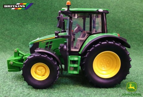 Traktor JOHN DEERE 6120M 1:32 Britains 43248 Traktor JOHN DEERE 6120M 1:32 Britains 43248